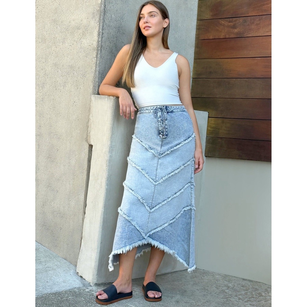 Wash Lab Chevron Maxi Skirt Size‎ 29 Women's Denim Raw Frayed Edges Asymmetrical
